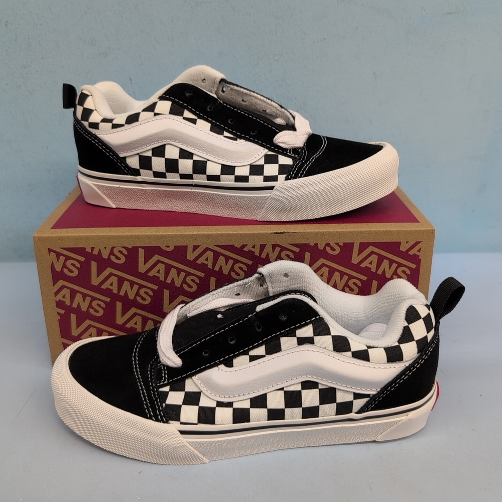 Vans Big Kids Knu Skool Checkerboard Shoes US 4 Black True White VN000D2TBPB